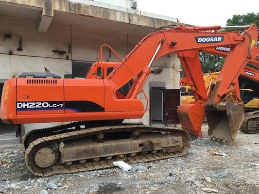 O comprimento 5700mm DOOSAN DH220 21400kg do crescimento usou a máquina escavadora Machine fornecedor