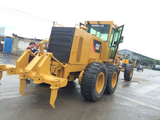 O CAT 140G usou o graduador do motor fornecedor